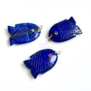 Pendentif poisson en lapis-lazuli naturel, sculpté à la main, breloque poisson en pierre précieuse, argent 925, fait main, cristal de guérison, pour la fabrication de bijoux - Product Image 2