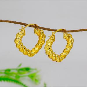 Exaggerated Metal C Shape Bamboo Hoop Earring Niche Luxury Gold Plated Fashion Wholesale Chunky Hollow Open Hoops Women Earring - Product Image 4
