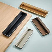 Profilé carré en aluminium extrudé de précision série 6000 pour poignée encastrée intégrée et portes de placards à rebord surplombant, 1%