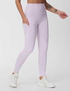 Leggings Deportivos Personalizados de Alto Rendimiento para Mujer con Tela de Compresión Elástica en Cuatro Direcciones y Logotipo Personalizado - Product Image 4