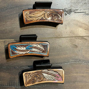 Pinzas para el pelo grandes de piel auténtica de alta calidad, pinzas para el pelo de cuero mecanizado a mano, accesorios para el cabello vintage personalizados para mujer, nuevo diseño - Product Image 2