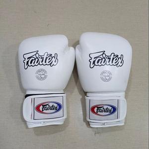 Gants de boxe MMA Fairtex en cuir véritable, style mexicain, haute qualité, pour entraînement et sparring, logo personnalisé, évacuation de l'humidité, protection complète - Product Image 1