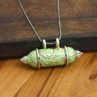 Collier pendentif médaillon cylindrique ouvrable en laiton, finition argent antique, émail vert, gravé floral, boîte à souvenirs, bijoux indiens