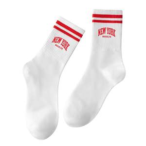 Chaussettes de sport athlétiques durables personnalisées OEM/ODM avec logo jacquard imprimé, talon et bout renforcés, respirantes en coton/spandex pour la course à pied - Product Image 1
