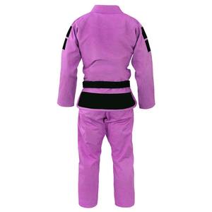 Traje de Karate Personalizado con Estampado y Bordado, Hecho de Poliéster, Algodón y Goma Resistentes, en Blanco para Personalización - Product Image 2