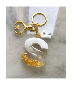 Porte-clés en résine rose sur mesure, prix de gros, fait main, pour couples, pour la maison - Product Image 2