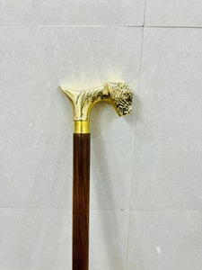 Bastón Multifuncional Hecho a Mano de Madera de Palisandro con Empuñadura de Cabeza de Tigre de Latón de Uttarakand - Product Image 3