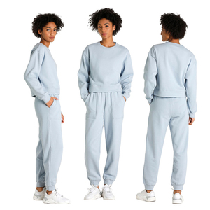 Ensemble de survêtement deux pièces pour femme, personnalisé, décontracté, hiver, respirant, 100% coton, coupe ajustée, avec haut court à capuche en polaire et taille élastique - Product Image 4