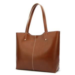 Bolso tote extragrande de cuero genuino con asas marrones, estilo minimalista de apertura superior para uso diario. - Product Image 1