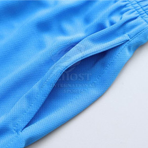 Maillot et short de football tendance, fabriqués en tissu respirant avec coutures renforcées, adaptés aux matchs de compétition - Product Image 6