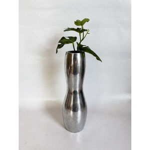 Vase à fleurs en métal argenté très demandé pour la décoration de la maison et des tables de mariage, vases floraux faits à la main - Product Image 4