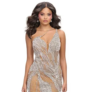 Robe midi vintage unie et modeste sans manches ni bretelles en crêpe, avec franges à l'avant, taille naturelle, style élégant, coupe droite et simple - Product Image 1