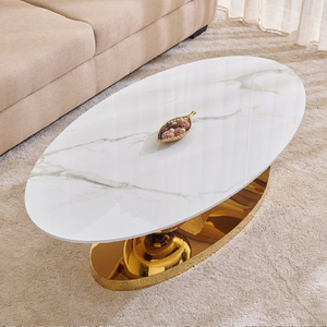 Table ovale sophistiquée en marbre blanc, sur un piétement doré réfléchissant, pour une décoration de luxe, disponible à prix de gros. - Product Image 4