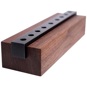Support de bougie conique en bois massif avec insert en métal noir à plusieurs trous pour la décoration moderne de table à la maison - Product Image 1
