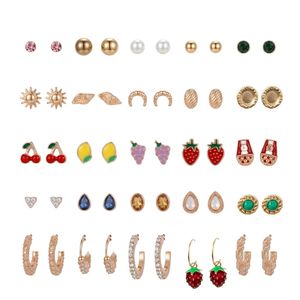 Juego de 25 Pares de Aretes de Mariposa - Aretes de Moda Antideslustre para Mujeres y Niñas - Product Image 1