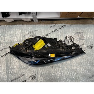 ไฟหน้ามือสอง ซีรีส์ 4 ด้านขวา 9851042 - Product Image 3