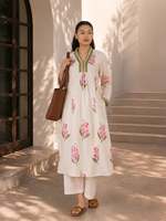 Robe longue blanche à imprimé floral avec col en V, manches longues, coupe ample, décontractée, pour le printemps, robe en coton brodée à la main, magnifique