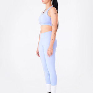 Conjunto de Yoga Ligero para Mujer, Diseño a Cuadros, Logotipo Frontal, Transpirable, de Secado Rápido, 2 Piezas, para Máxima Flexibilidad en Actividades Físicas - Product Image 3