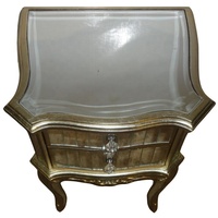 Table de chevet miroir de luxe et panneaux en verre Table de chevet conçue dans un mobilier vénitien moderne pour chambre à coucher