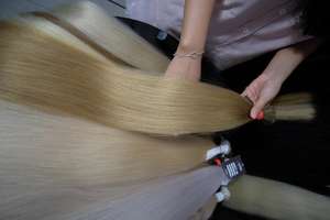 Hot Ombre Whole <b>Sale</b> Bulk Human Hair Extensions Luxury Super Double Drawn Straight Supplier Raw Vietnamese - Product Image 6