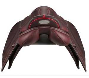 Silla de Montar Inglesa de Cuero de Lujo para Salto y Doma, Equipo Ecuestre Premium con Ribete Rojo, Arco de Madera y Herrajes de Latón - Product Image 3