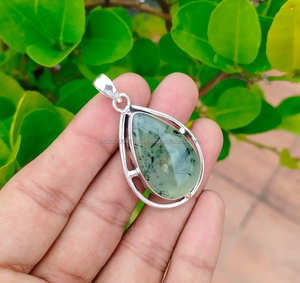 Colgante de Plata de Ley 925, piedra preciosa de Prehnita, joyería de piedra de plata hecha a mano, colgante hecho a mano de plata Prehnita para collares - Product Image 4