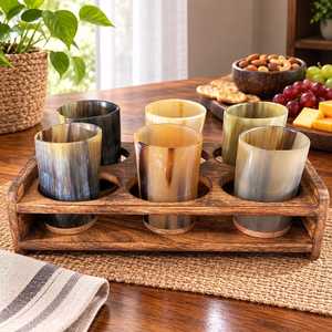 Juego de Copas de Vino con Forma de Cuerno Vikingo Personalizadas: Copas Naturales con Soporte de Madera - Product Image 1