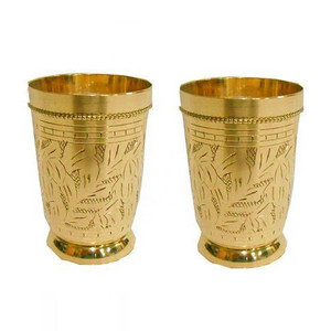 Fascinante Juego de Seis Vasos de Acero Inoxidable con Diseño Grabado y Acabado Plateado para Accesorios de Bebidas y Servir Bebidas - Product Image 4