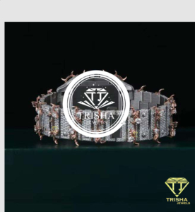 Montre personnalisée en or blanc inspirée des diamants avec bracelet à maillons épingle et pierres de moissanite VVS de qualité supérieure - Product Image 2