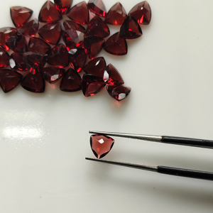 Granat rouge naturel 8 mm, taille triligne, qualité supérieure, pierre précieuse en vrac pour la fabrication de bijoux - Product Image 2