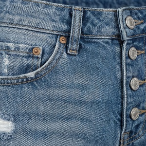 กางเกงยีนส์ขาสั้นผู้หญิงแบบทำลายพิเศษ กระโปรงขาดๆ สำหรับสาวๆ กระโปรงผ้าฝ้ายมีกระเป๋า เสื้อผ้าแฟชั่นลำลองคุณภาพพรีเมียม _1 - Product Image 4