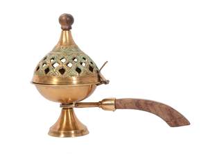 Brûleur d'encens en laiton traditionnel Lobandan, porte-encens Dhoop Lobaan pour la maison et le temple - Product Image 3