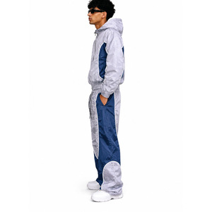 Ensemble de survêtement en nylon réfléchissant avec strass pour homme, coupe-vent zippé à empiècements contrastants et pantalon de jogging, vente en gros personnalisée - Product Image 4