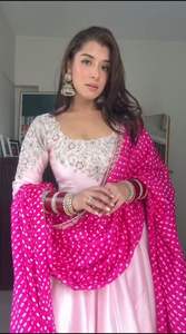 Hermoso Vestido Anarkali de Diseño Indio-Pakistaní, Tela de Seda Crepé, Estampado Digital Elegante, para Bodas, Casual, Tradicional, Ropa Femenina - Product Image 2