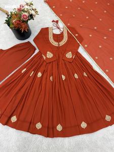Último Diseño de Traje Indio de Georgette con Bordado, Conjunto de 3 Piezas (Vestido, Pantalón y Dupatta) para Mujer, Exportador de Moda India - Product Image 2