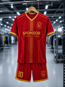 Equipación de Fútbol Elite en Rojo y Dorado, Conjunto de Camiseta y Pantalones Cortos de Alto Rendimiento con Diseño Moderno y Ajuste Cómodo - Product Image 5