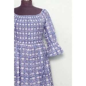 เดรสยาวทรงเอ สไตล์โบฮีเมียน ลายพิมพ์ ผ้าฝ้ายถัก แขนทรงกระดิ่ง คอเหลี่ยม ใส่สบาย เหมาะสำหรับงานปาร์ตี้ สีฟ้า รุ่นซัมเมอร์ใหม่ - Product Image 3