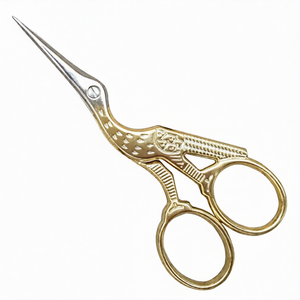 Ciseaux Stork 3,5 pouces en acier inoxydable, ciseaux à cuticules à pointe fine courbée, outil professionnel de soin des ongles - Product Image 2