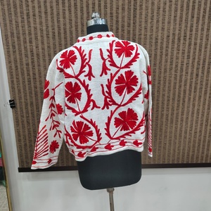 Chaqueta Corta de Mujer Hastkala, Bordada a Mano con Diseño Floral, 100% Algodón Tejido, Cuello Mandarín, Manga Larga, Estilo Boho, Otoño - Product Image 4