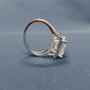 Anillo de Boda RIZTA JEWELS de Oro de 18K con Diamante Cultivado en Laboratorio, Corte Princesa, Color D, para Mujer y Pareja, Certificado IGI, Claridad VS2 - Product Image 3