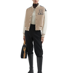Chaqueta Varsity Clásica para Hombre, Mezcla de Lana, con Mangas de Cuero Sintético, Puños de Punto Acanalado, Cierre Frontal con Botones a Presión, Suave - Product Image 1