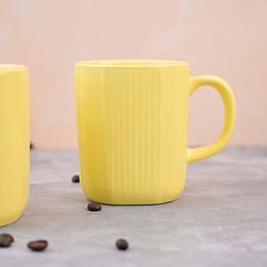 ชุดแก้วกาแฟเซรามิกเคลือบสีเหลืองซันคิสเซด 2 ใบ ใช้กับไมโครเวฟได้ ดีไซน์สร้างสรรค์ วัสดุ PC ความจุ 350 มล./400 มล. พิมพ์ลายได้ตามต้องการ - Product Image 1