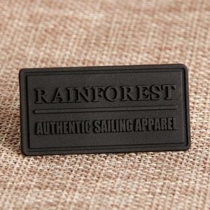 Étiquette de vêtement carrée personnalisée en PVC tissé gaufré découpée au laser, à pli final, thermocollante, pour sacs et chaussures - Product Image 1