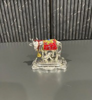Idole de vache et de veau Kamdhenu plaquée argent, cadeau religieux et spirituel, décoration Vastu pour la salle de prière et le Mandir, idéal pour l'inauguration de la maison