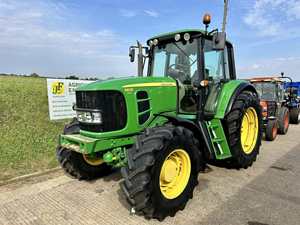 Tracteur agricole diesel d'occasion John Deere 6130R, 100-174 CV, bon état, prêt à l'exportation en Autriche, prix usine - Product Image 6