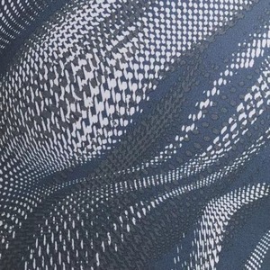 Legging respirant et à séchage rapide pour femme, en Spandex/Polyester, imprimé par décharge, qualité supérieure, style tendance, fabriqué au Pakistan - Product Image 5