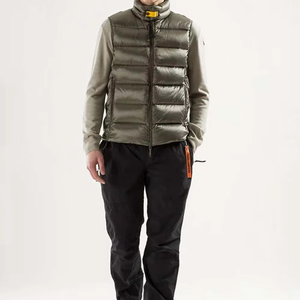 Chaleco Acolchado Ligero y Cálido Personalizado, Chaleco de Alta Calidad con Cremallera Completa para Hombre - Product Image 5