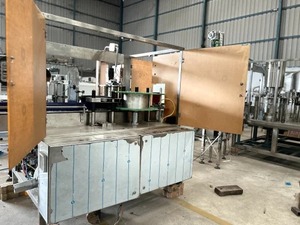 Machine d'étiquetage automatique électrique BOPP 120 BPM avec technologie laser et jet d'encre pour bouteilles en plastique - Product Image 3