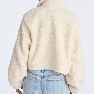 Chaqueta de forro polar beige personalizada para mujer, chaqueta corta de sherpa con cremallera, chaqueta de forro polar extragrande para mujer - Product Image 2