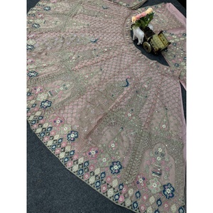 Hermoso conjunto de Lehenga Choli bordado para mujer con trabajo de secuencia - Product Image 5